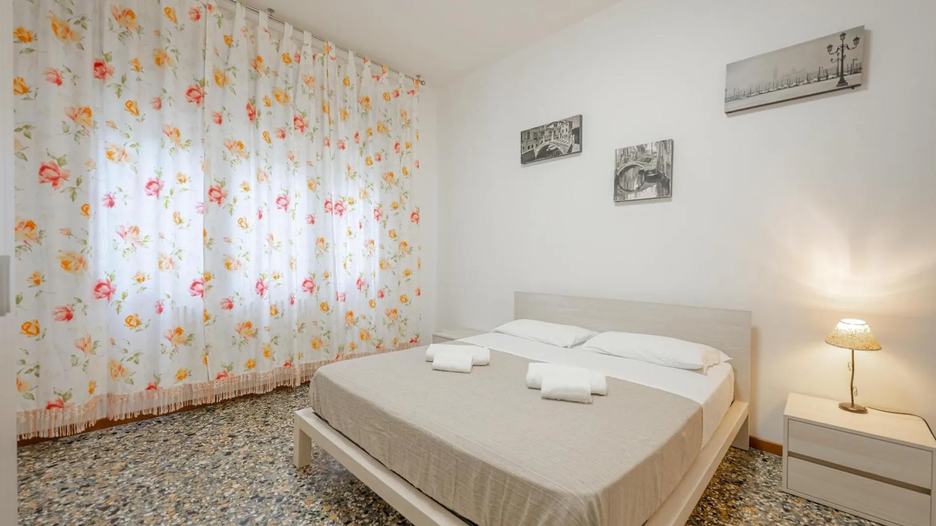Tatiana Flat - 10 Minutes To Venice - Mestre Train Station - Free Parking 0*,